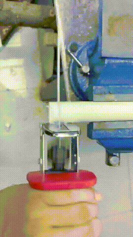 PVC管.gif